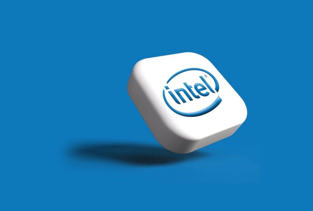 Intel, Germania încheie un acord record de 30 miliarde de euro pentru o mega-fabrică de cipuri.